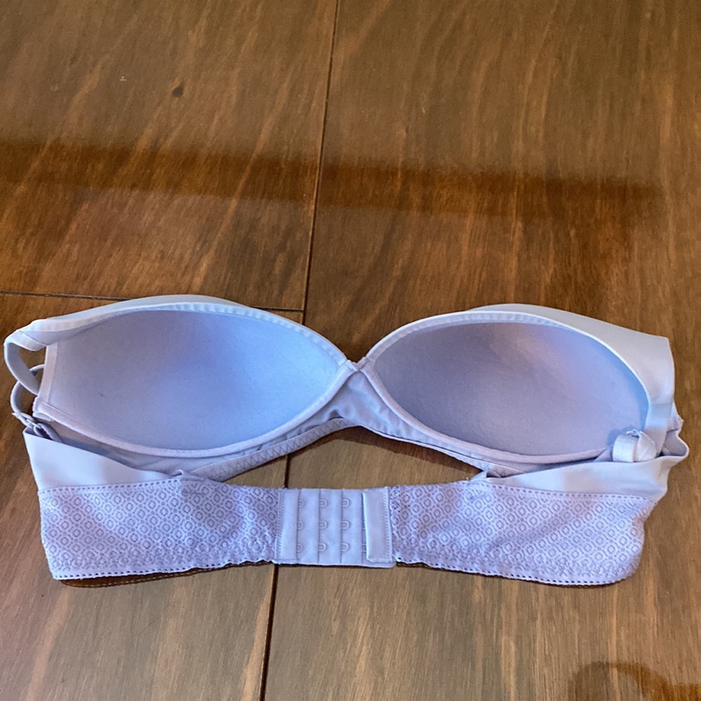 Jockey bra size large. Lavender periwinkle color. Like new. - Picture 10 of 11